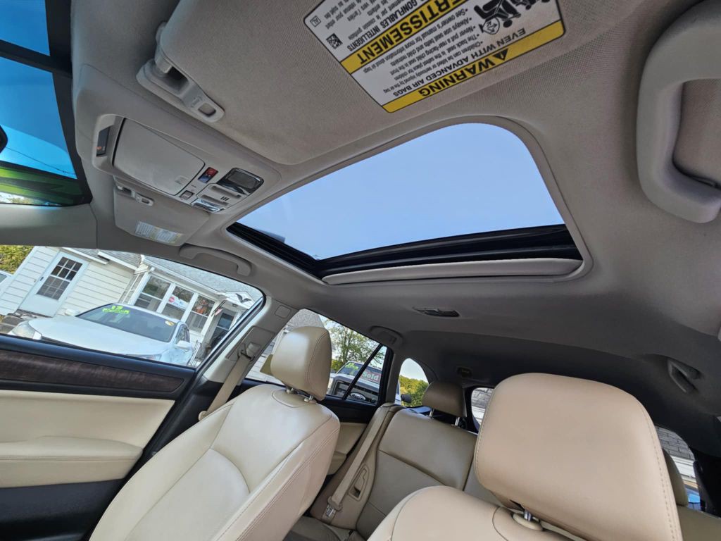 2017 Subaru Outback Image 20