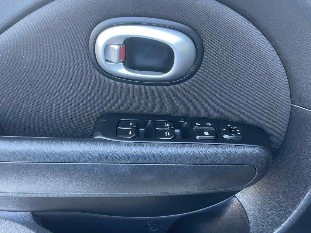 2016 Kia Soul Image 22