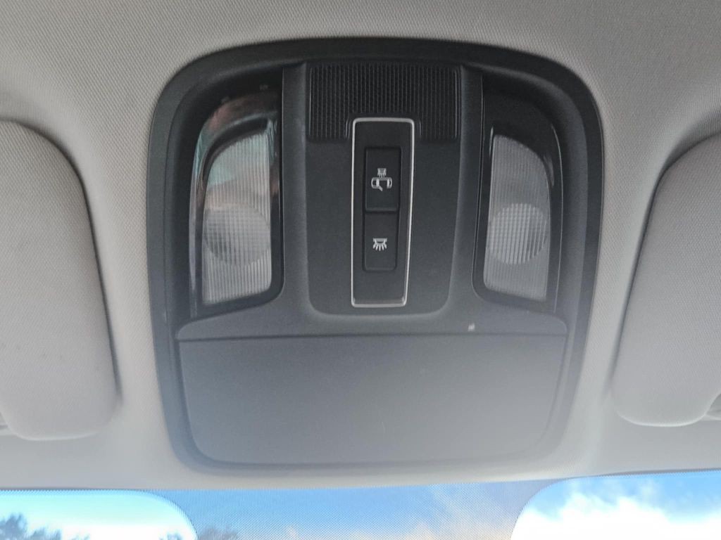2016 Kia Sorento Image 17