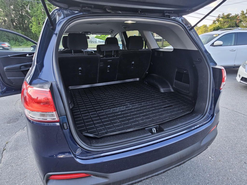2016 Kia Sorento Image 21