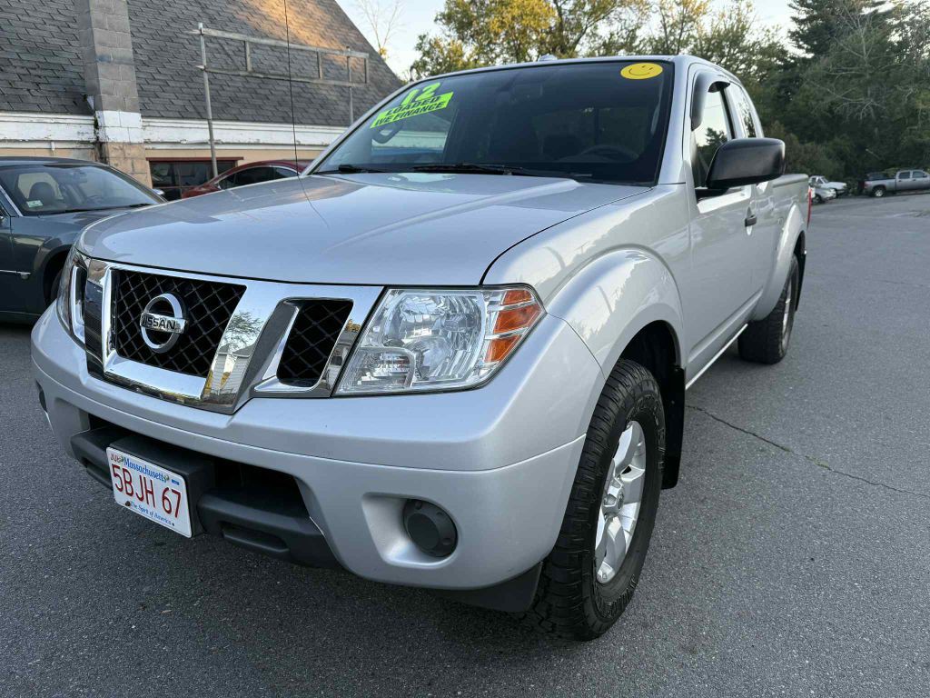 2012 Nissan Frontier Image 3