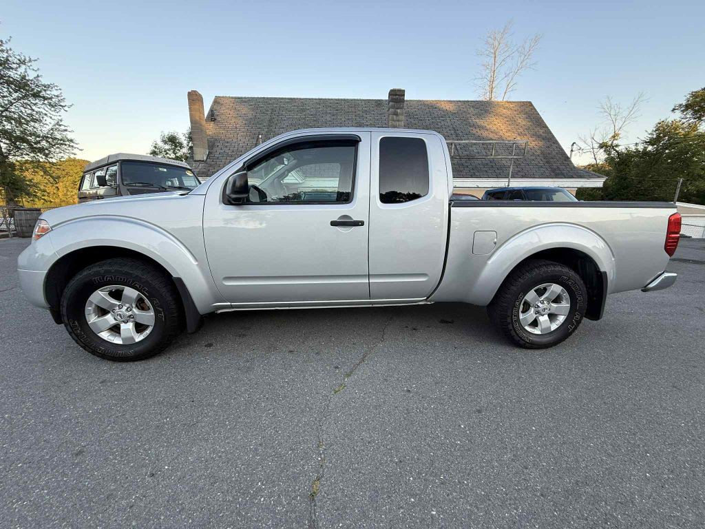 2012 Nissan Frontier Image 4