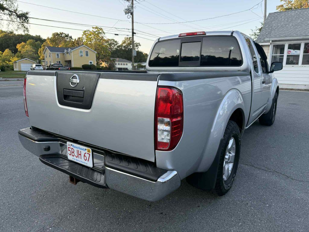 2012 Nissan Frontier Image 7