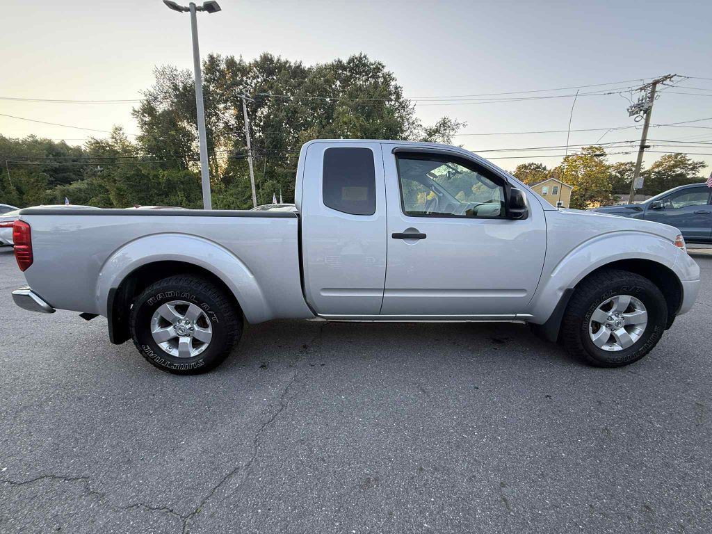 2012 Nissan Frontier Image 8