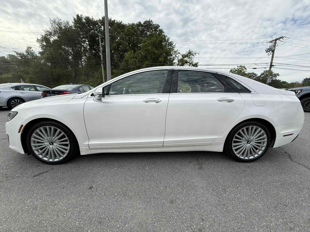 2017 Lincoln MKZ Image 4