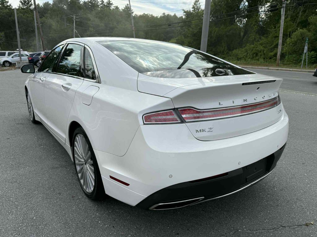 2017 Lincoln MKZ Image 5