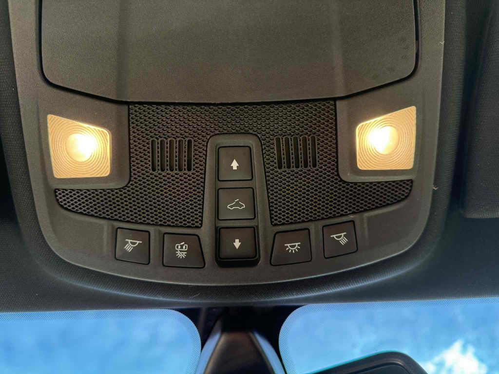 2017 Lincoln MKZ Image 20