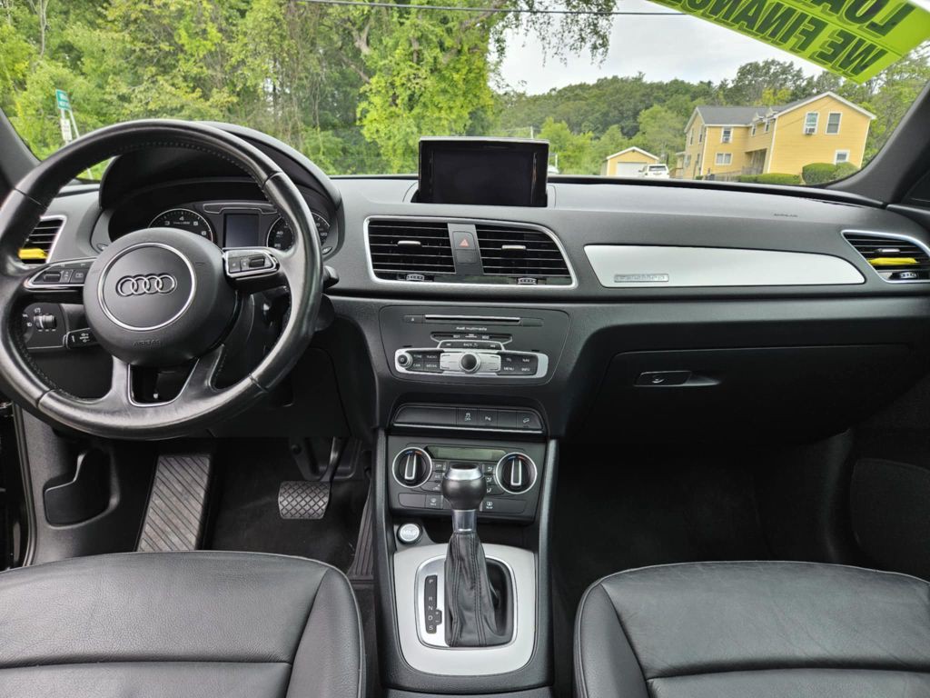 2017 Audi Q3 Image 11