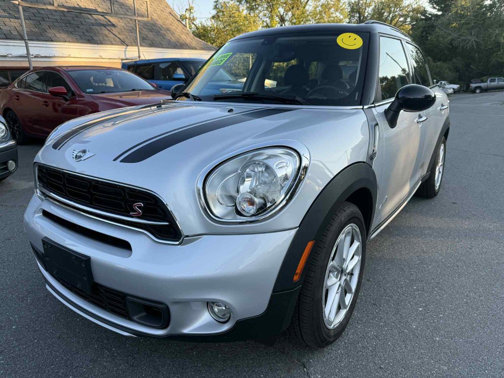 2016 MINI Cooper Image 3