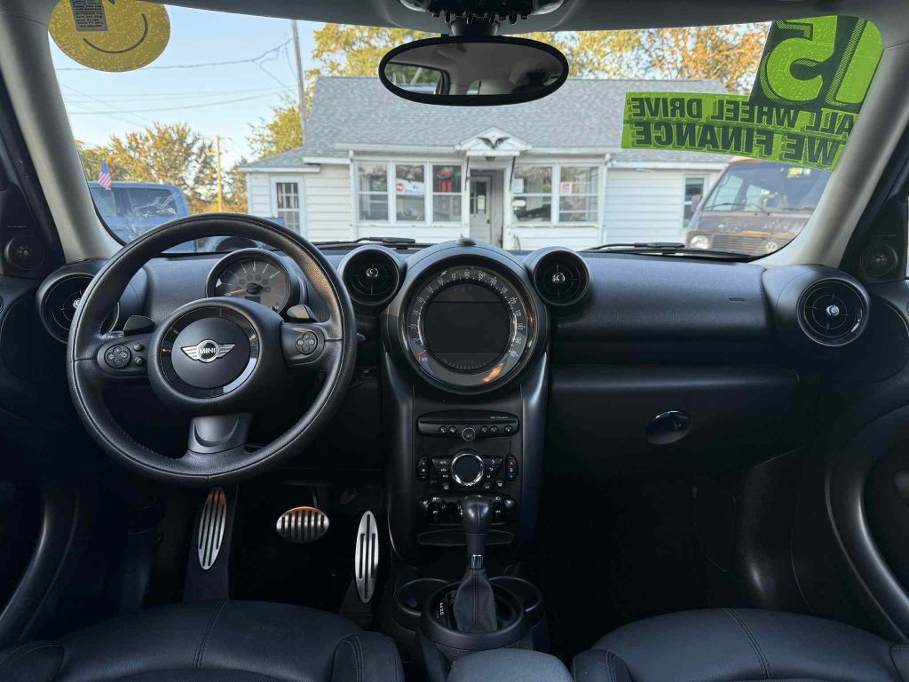 2016 MINI Cooper Image 11
