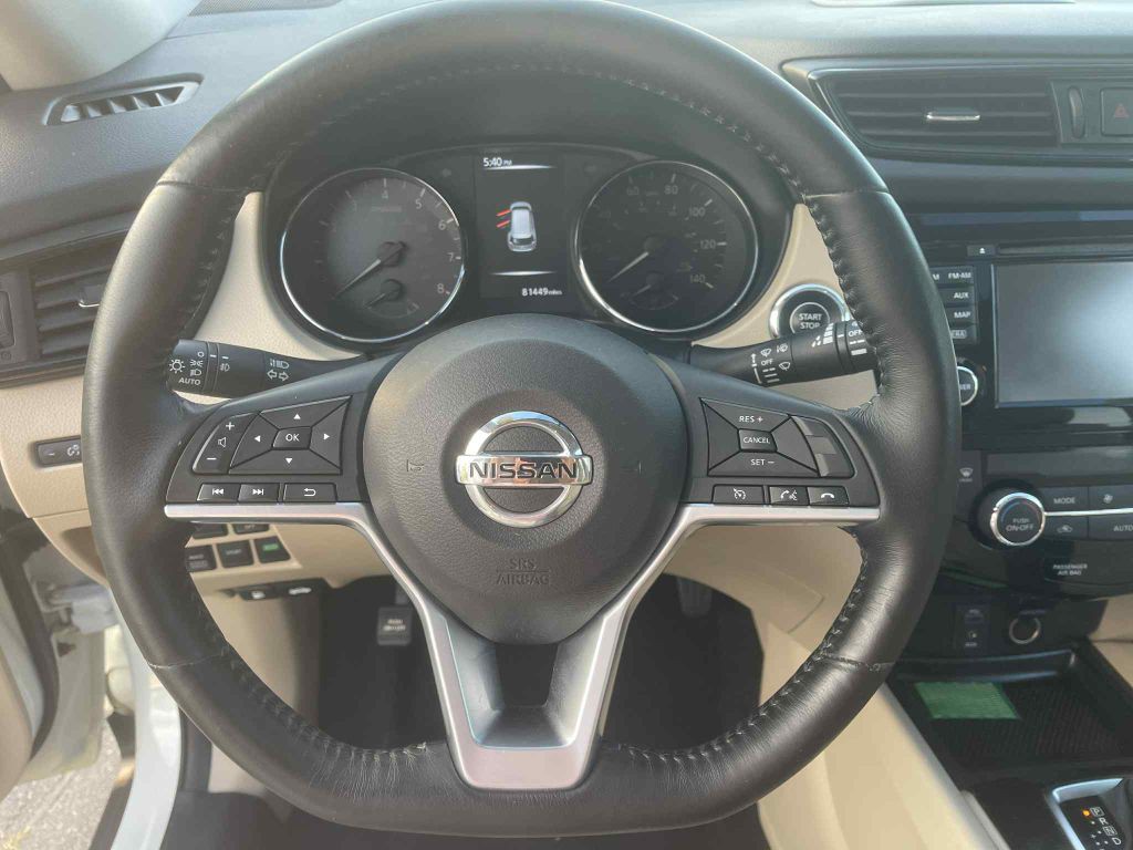 2017 Nissan Rogue Image 13