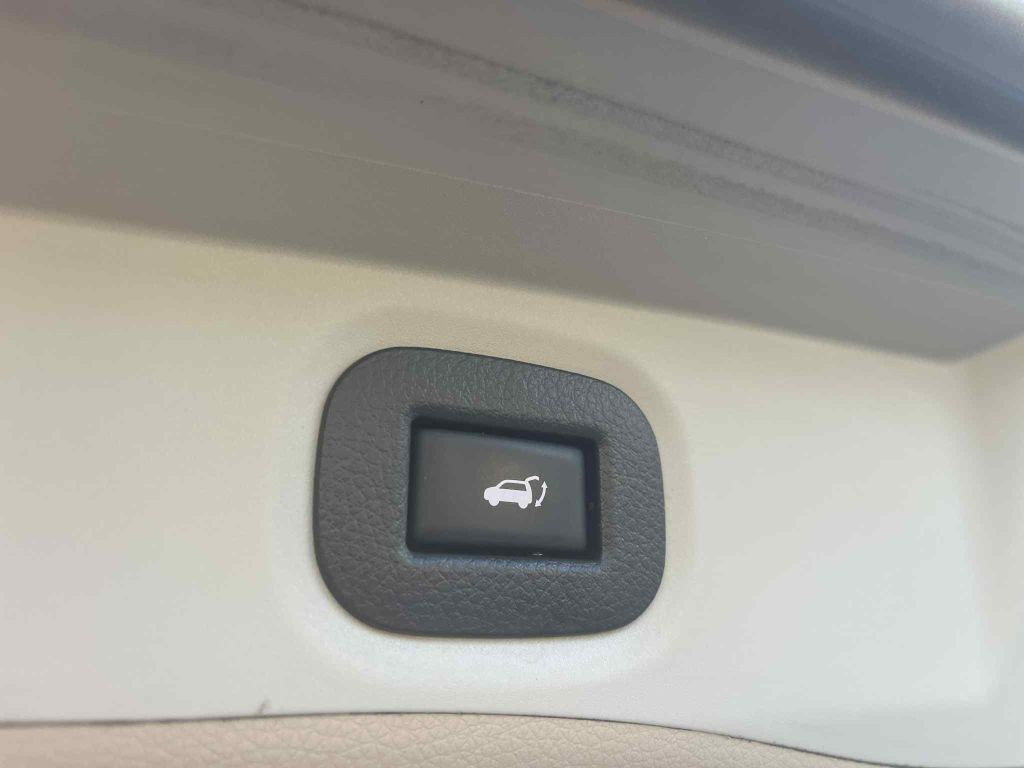 2017 Nissan Rogue Image 29