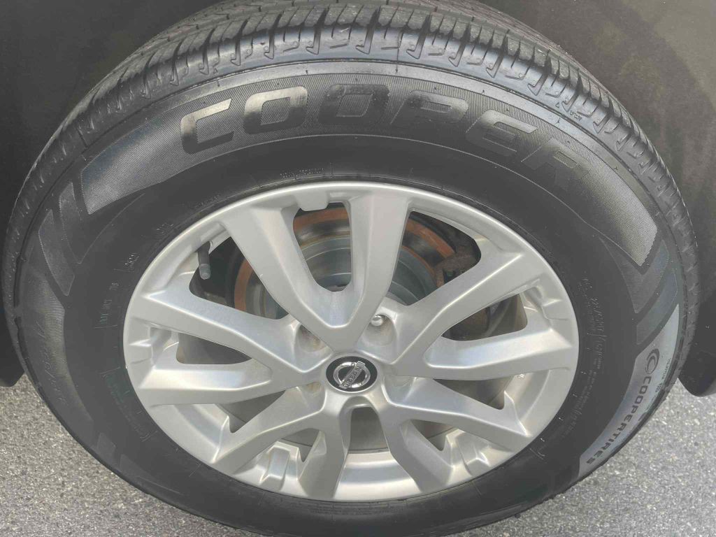 2017 Nissan Rogue Image 31