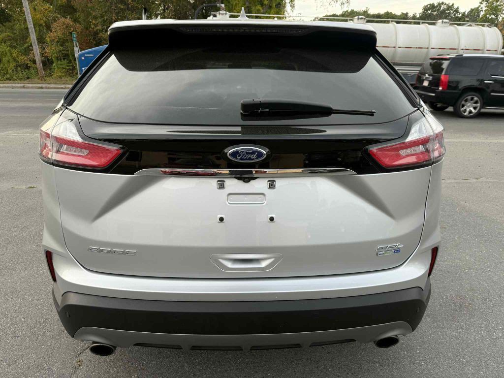 2019 Ford Edge Image 6