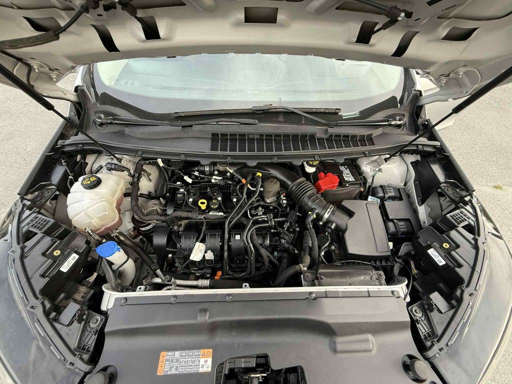 2019 Ford Edge Image 23