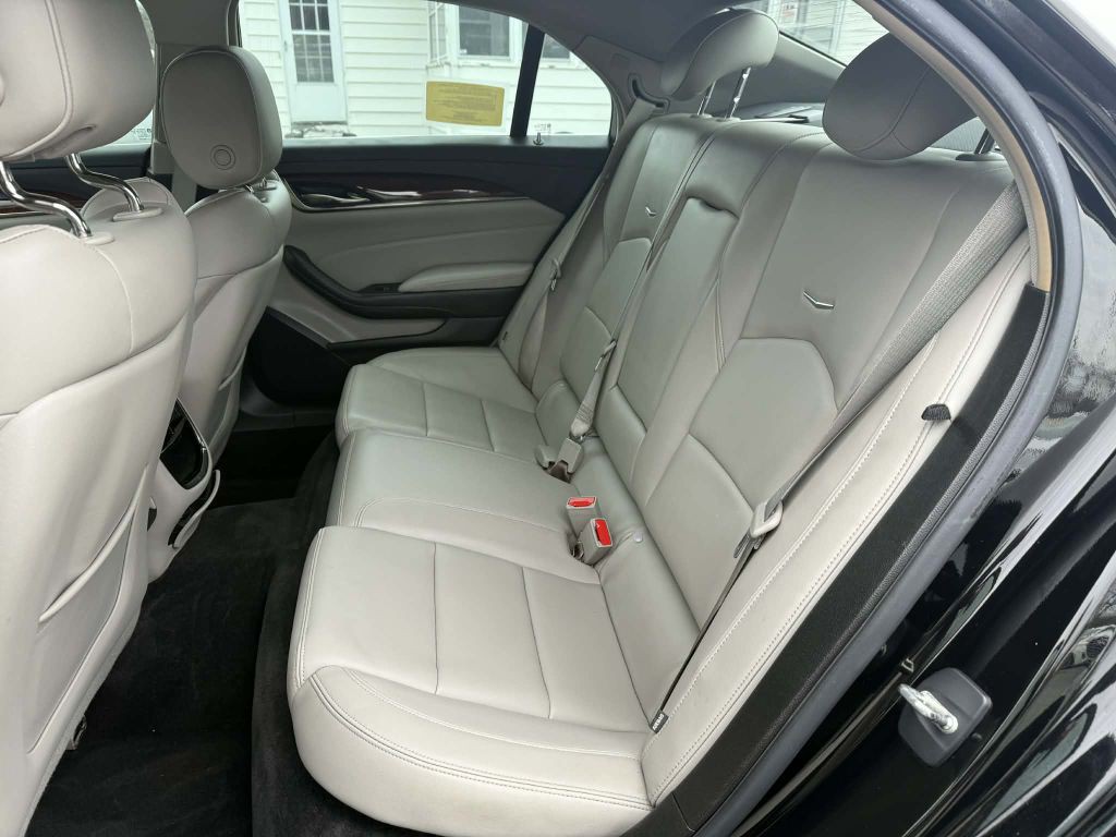 2016 Cadillac CTS Image 11