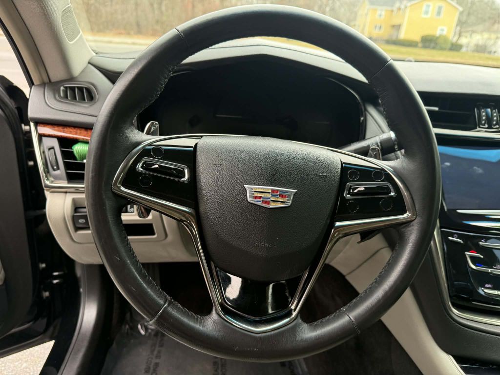 2016 Cadillac CTS Image 13