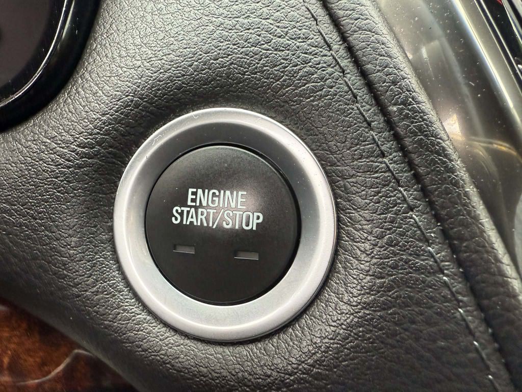 2016 Cadillac CTS Image 16