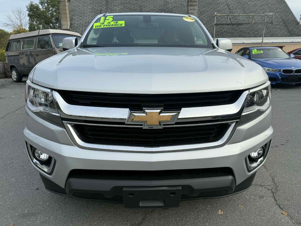 2015 Chevrolet Colorado Image 2