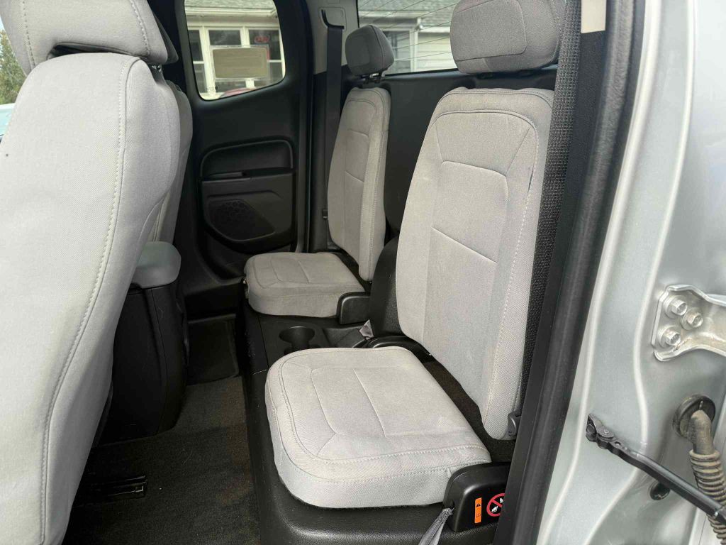 2015 Chevrolet Colorado Image 10