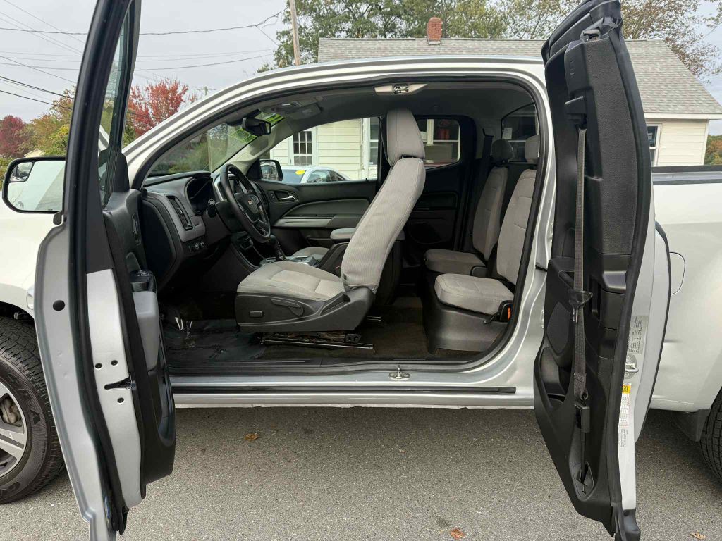 2015 Chevrolet Colorado Image 11