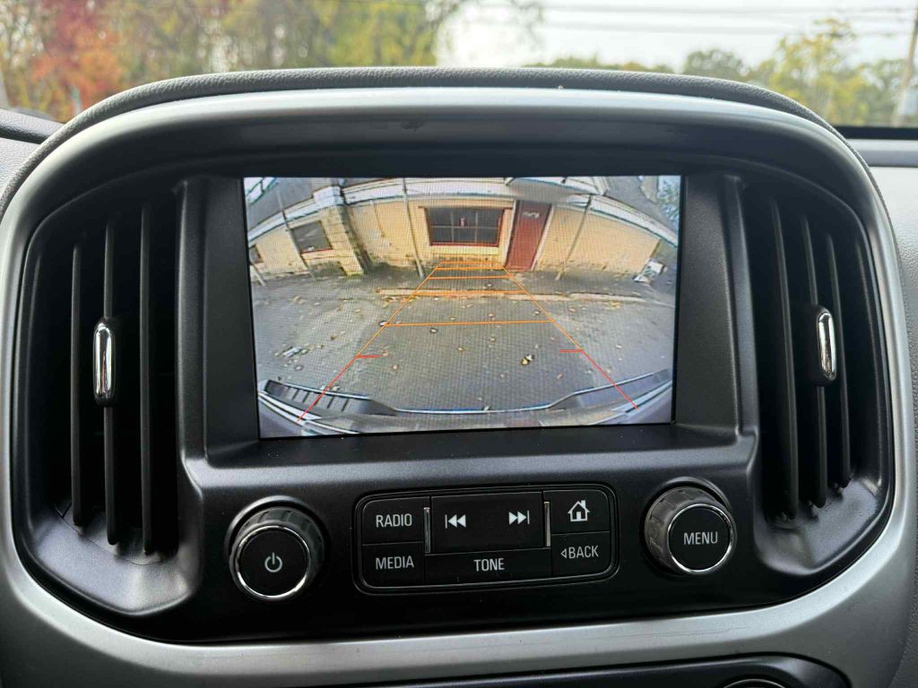 2015 Chevrolet Colorado Image 16