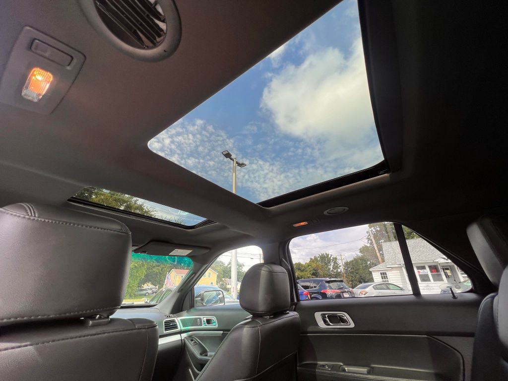 2013 Ford Explorer Image 19