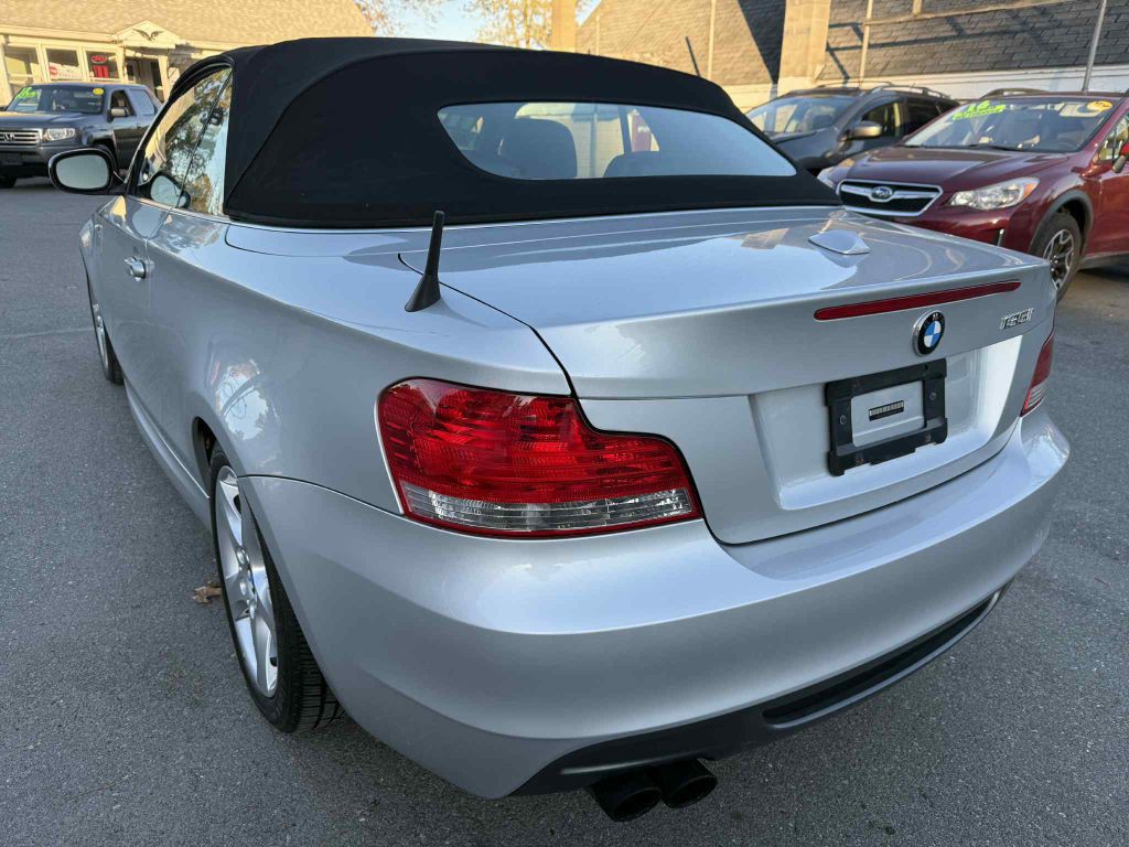 2011 BMW 1 Series Image 5