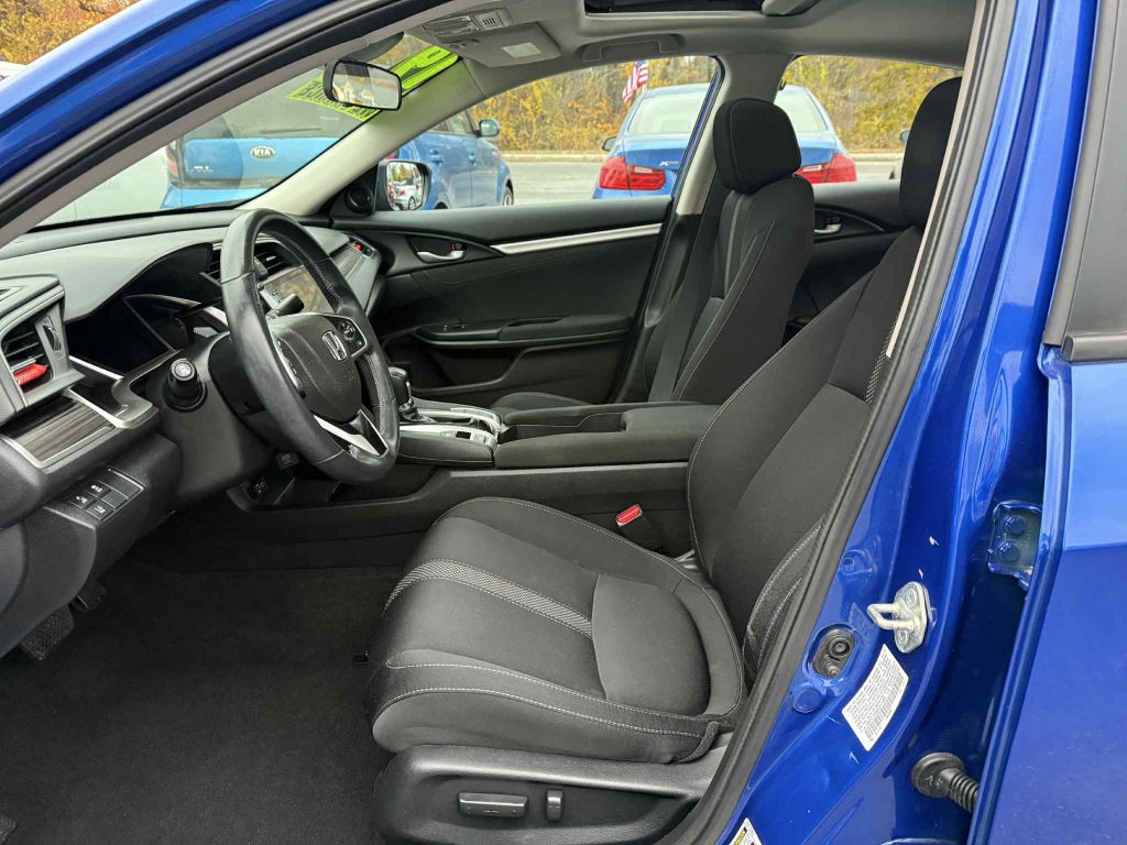2019 Honda Civic Image 9
