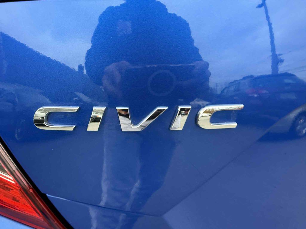 2019 Honda Civic Image 23
