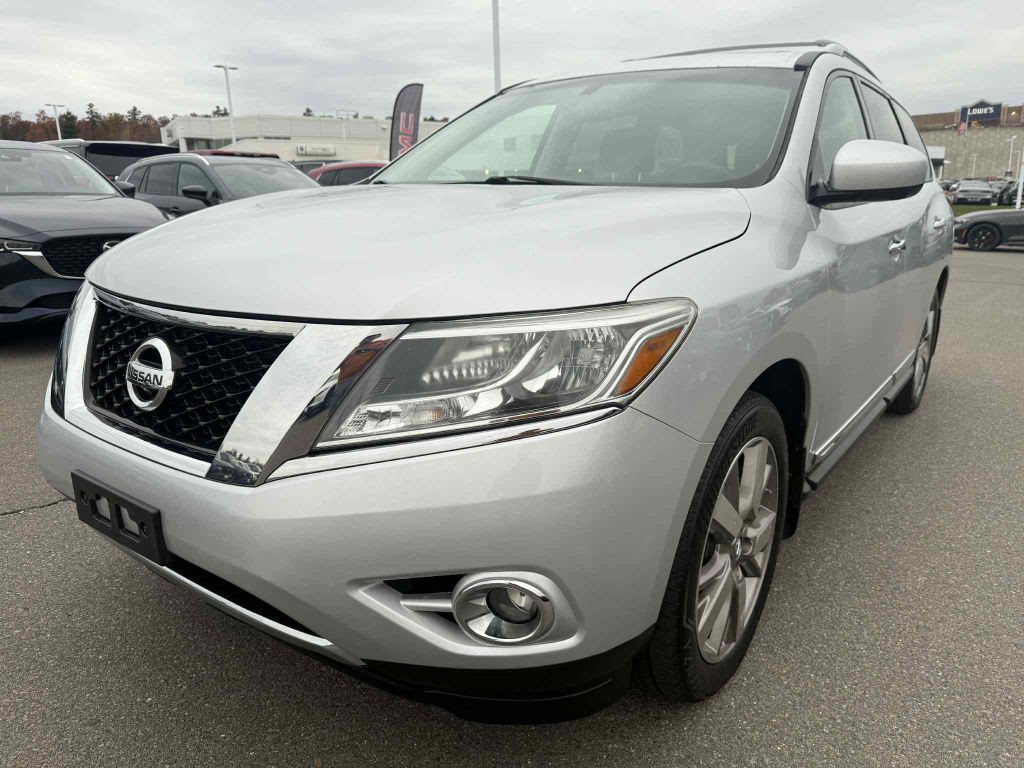 2014 Nissan Pathfinder Image 3