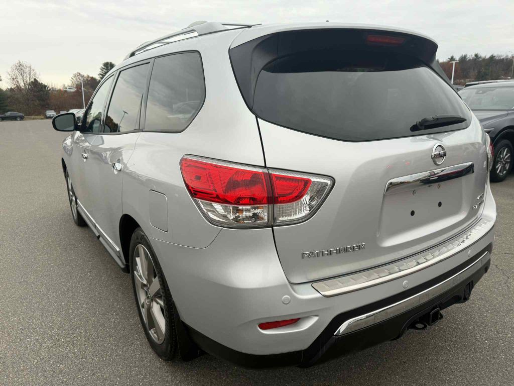 2014 Nissan Pathfinder Image 5