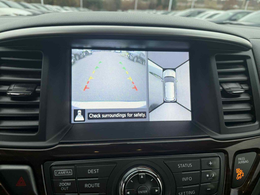 2014 Nissan Pathfinder Image 18