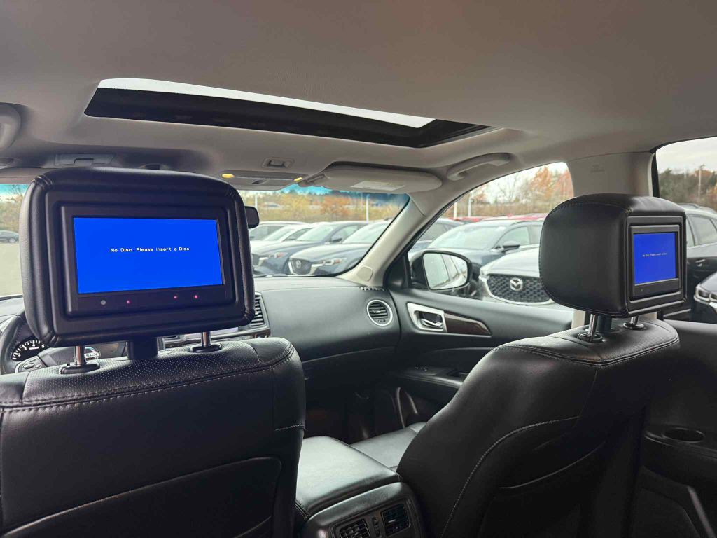 2014 Nissan Pathfinder Image 21