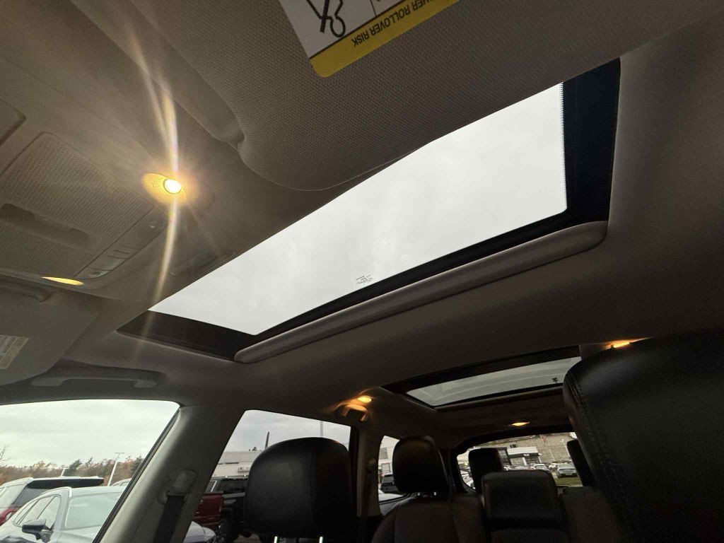 2014 Nissan Pathfinder Image 23