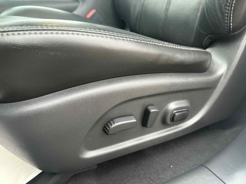 2014 Nissan Pathfinder Image 27