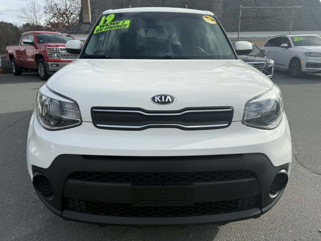 2019 Kia Soul Image 2
