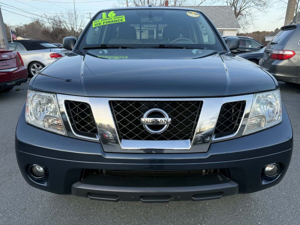 2016 Nissan Frontier Image 2