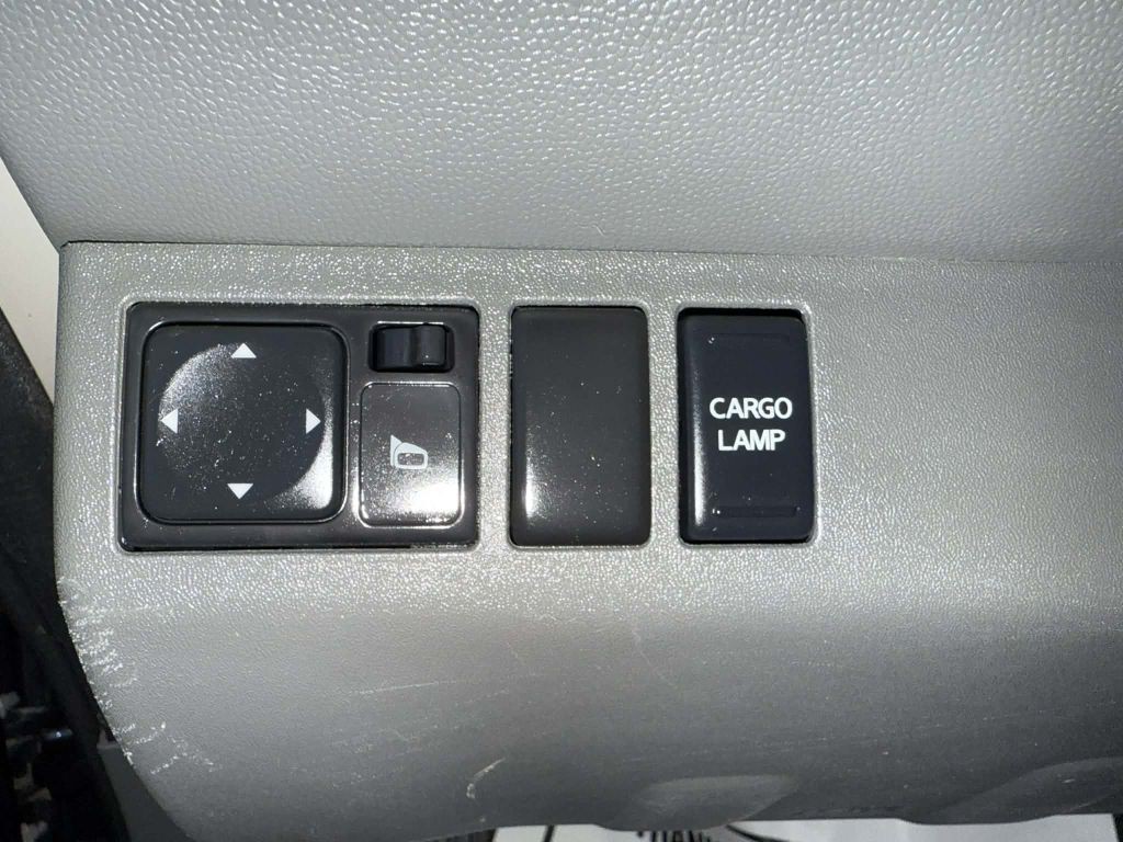 2016 Nissan Frontier Image 19