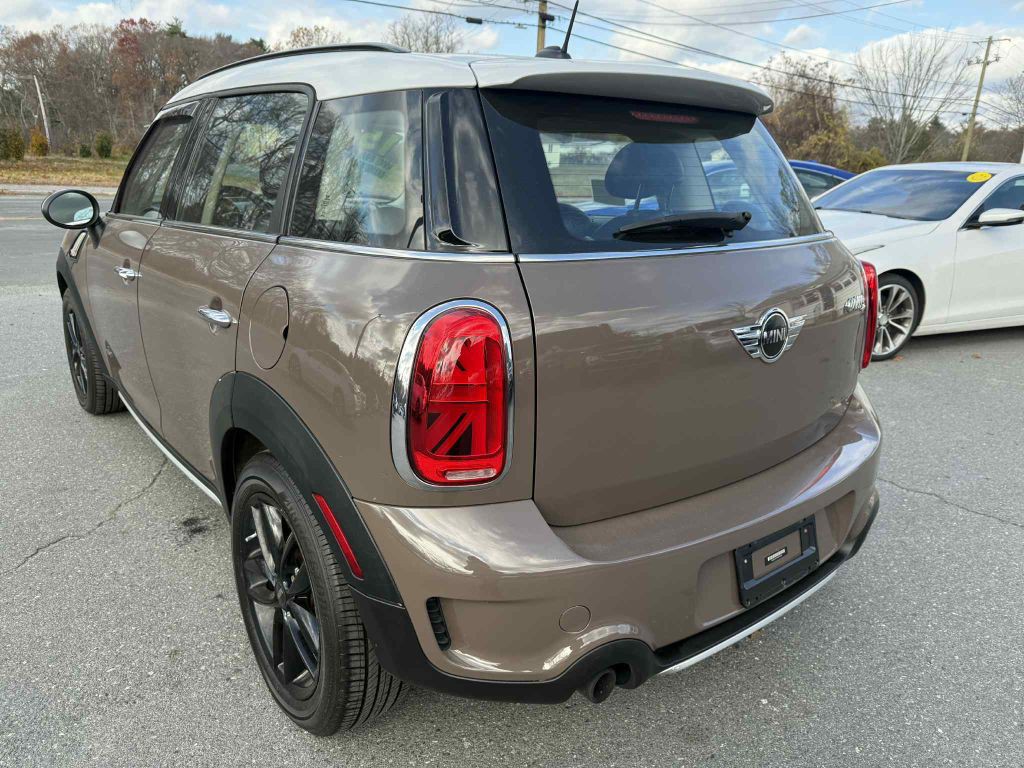 2015 MINI Cooper Image 5