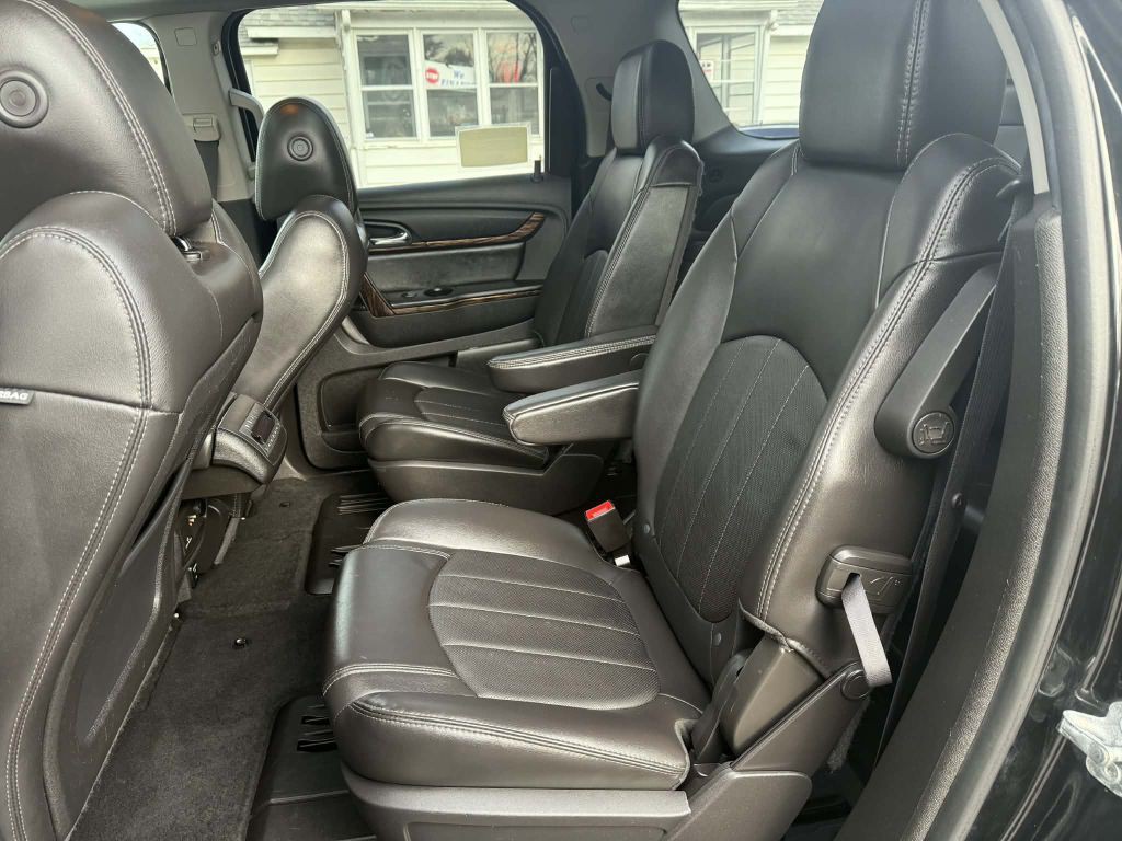 2016 GMC Acadia Image 11