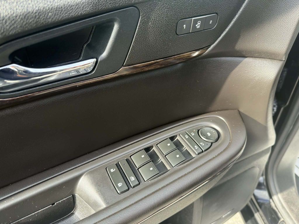 2016 GMC Acadia Image 23