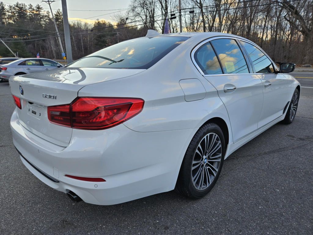 2017 BMW 5 Series Image 7