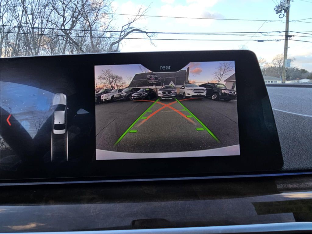 2017 BMW 5 Series Image 17