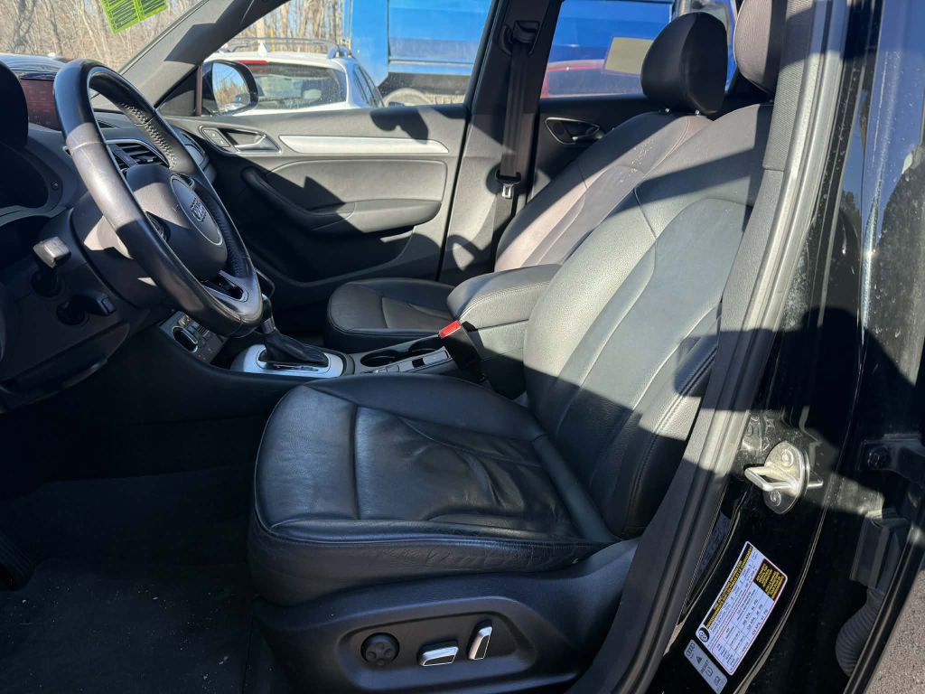 2016 Audi Q3 Image 9