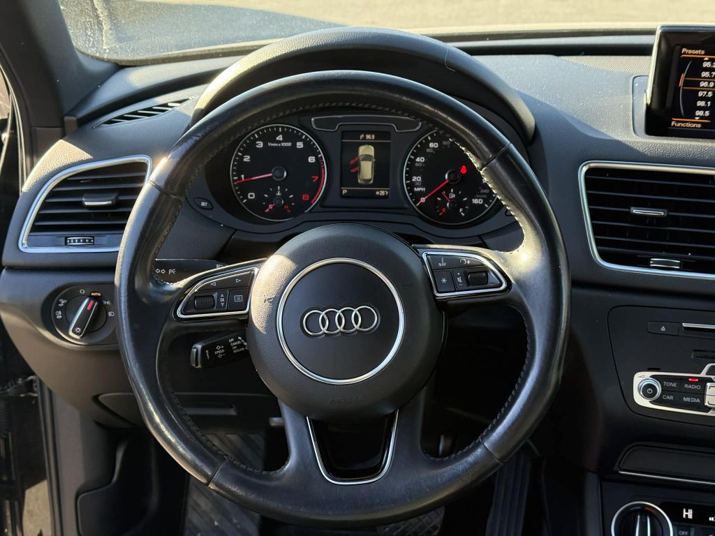 2016 Audi Q3 Image 13