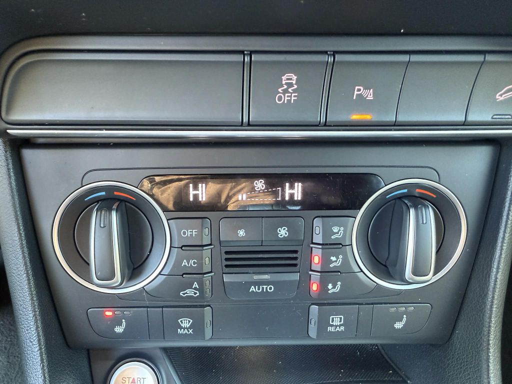 2016 Audi Q3 Image 18