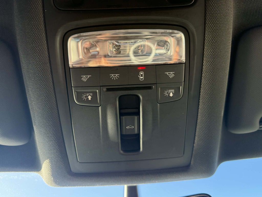 2016 Audi Q3 Image 20