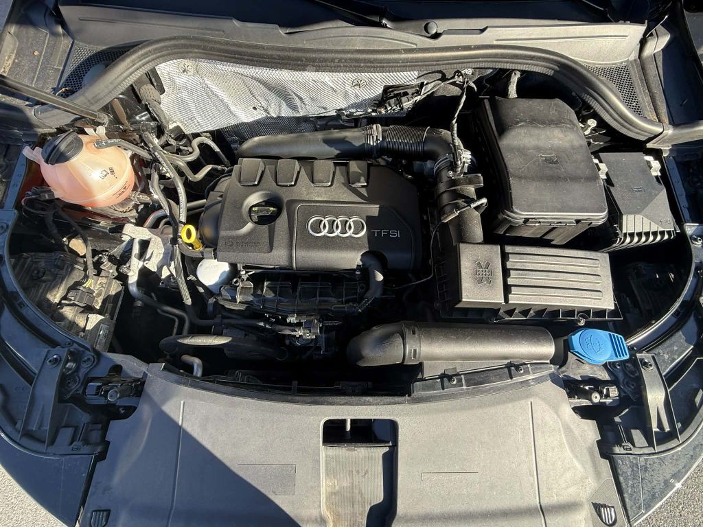 2016 Audi Q3 Image 25