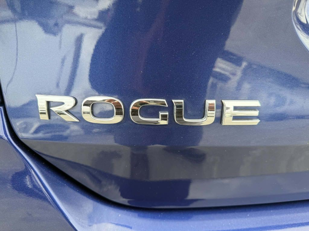 2017 Nissan Rogue Image 22